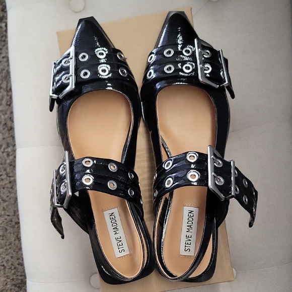 Steve Madden Graya Black Flats with Silver Buckles and Grommet Detail - Picture 2 of 11